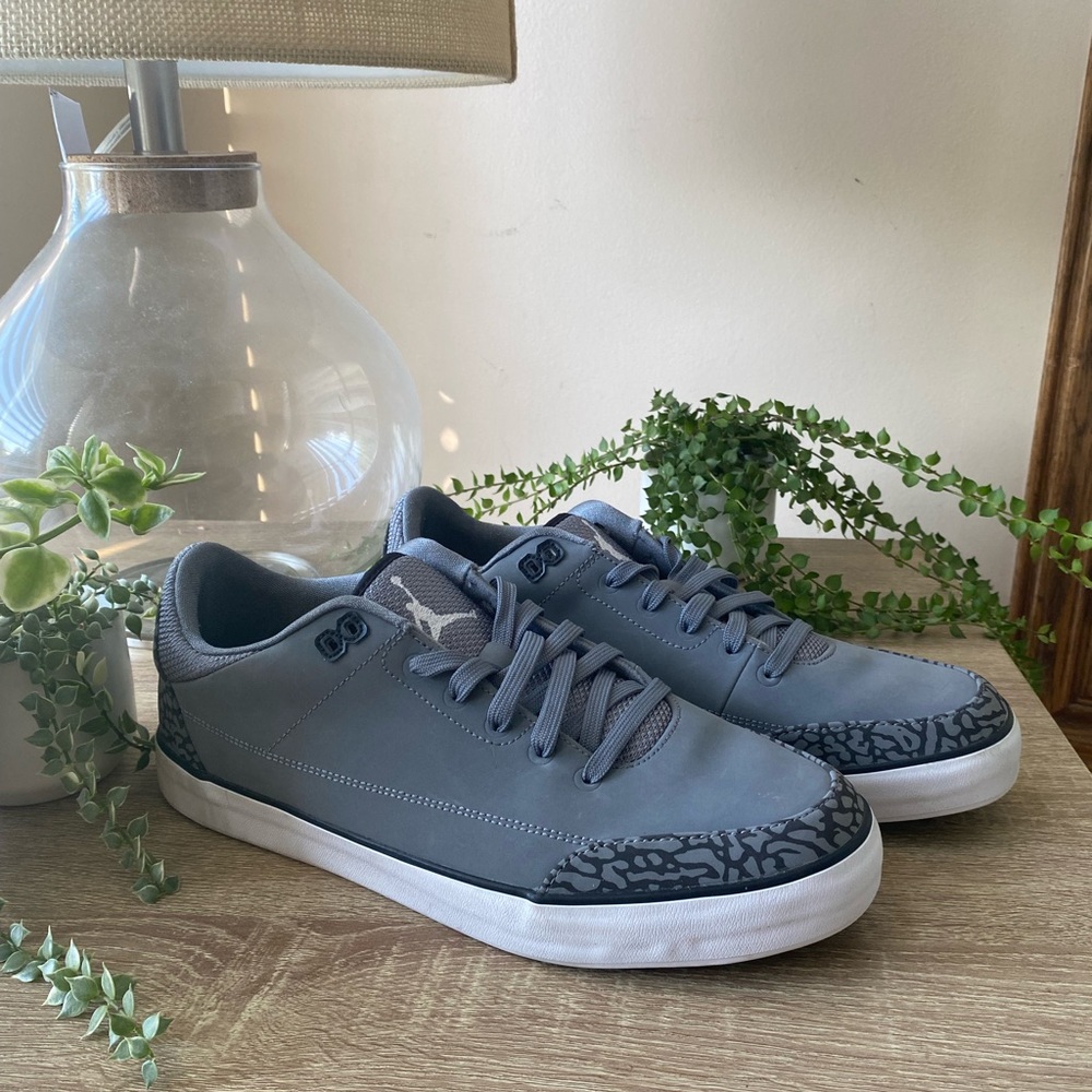 SOLD- Mens Jordans